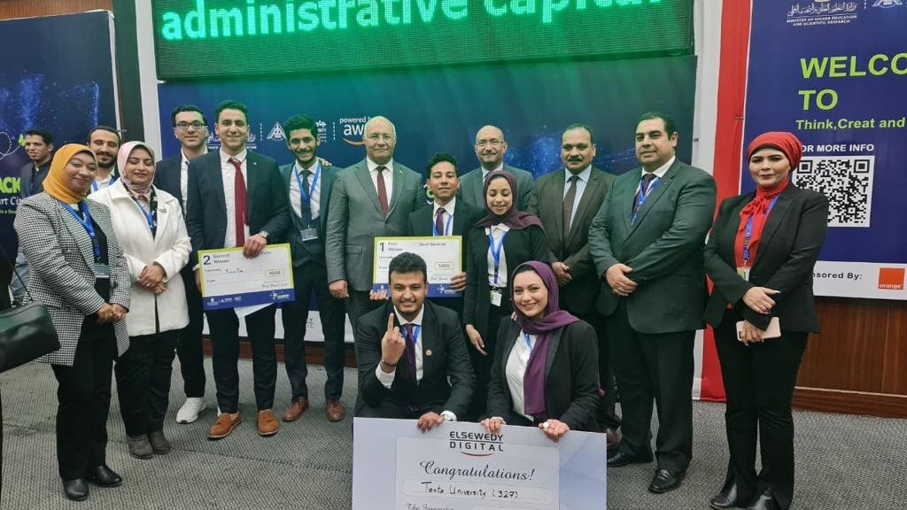 رئيس الجامعة: تنفيذ نماذج أولية من ابتكارات الطلاب في العاصم