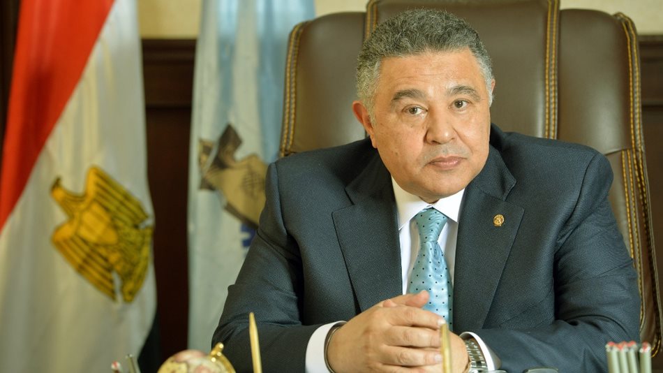 اللواء عمرو حنفي محافظ البحر الاحمر 