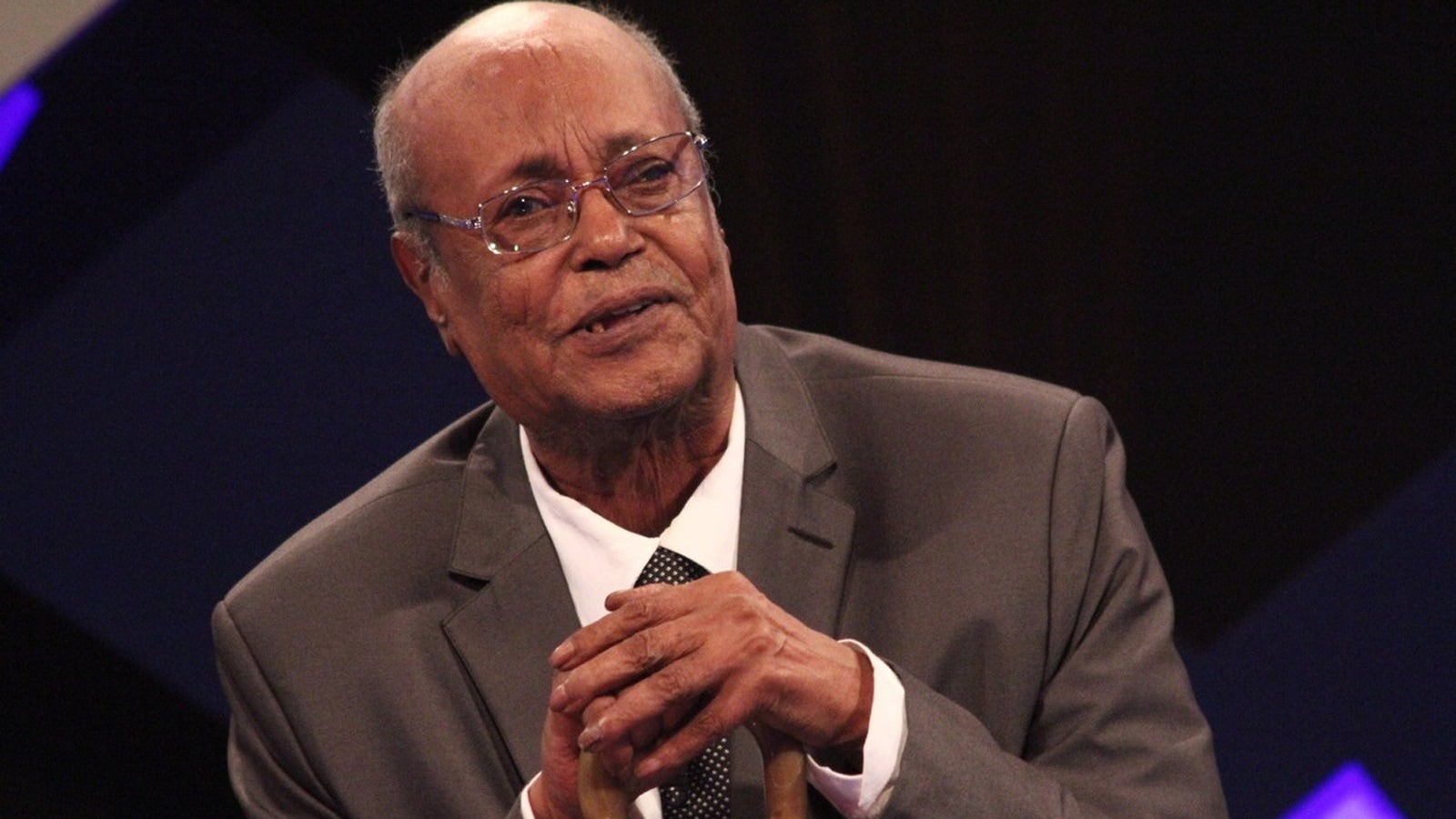 السر احمد قدور