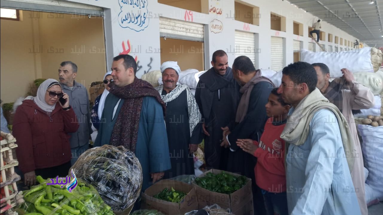 سوق حضارية في أطفيح للباعة الجائلين  سوق حضارية في أطفيح للباعة الجائلين