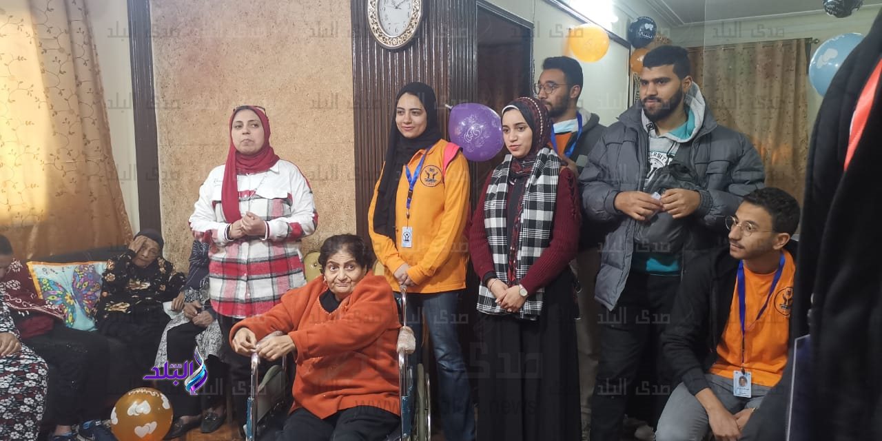 اتحاد طلاب ألسن عين شمس في زيارة لدار مسنين الرحمن الرحيم