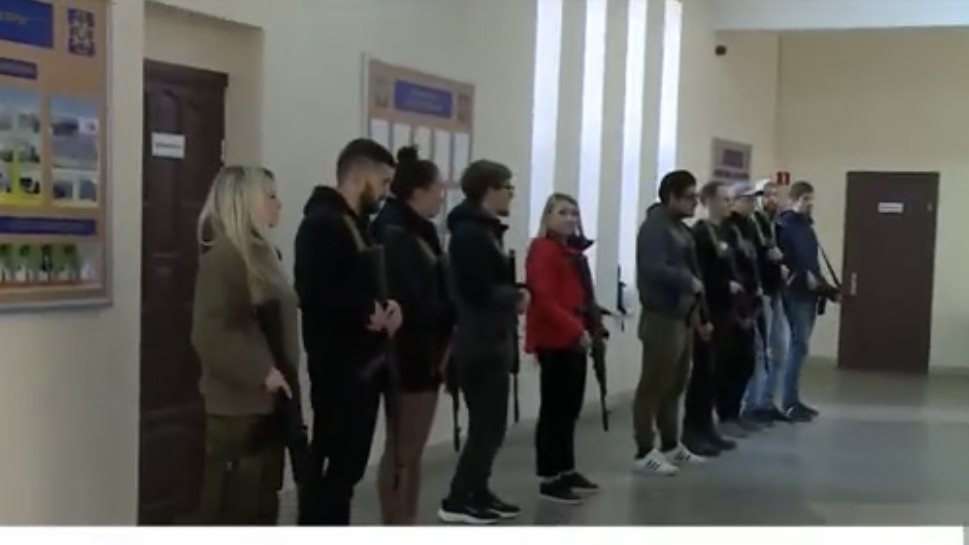 تدريب المواطنين على القتال في منطقة أوديسا