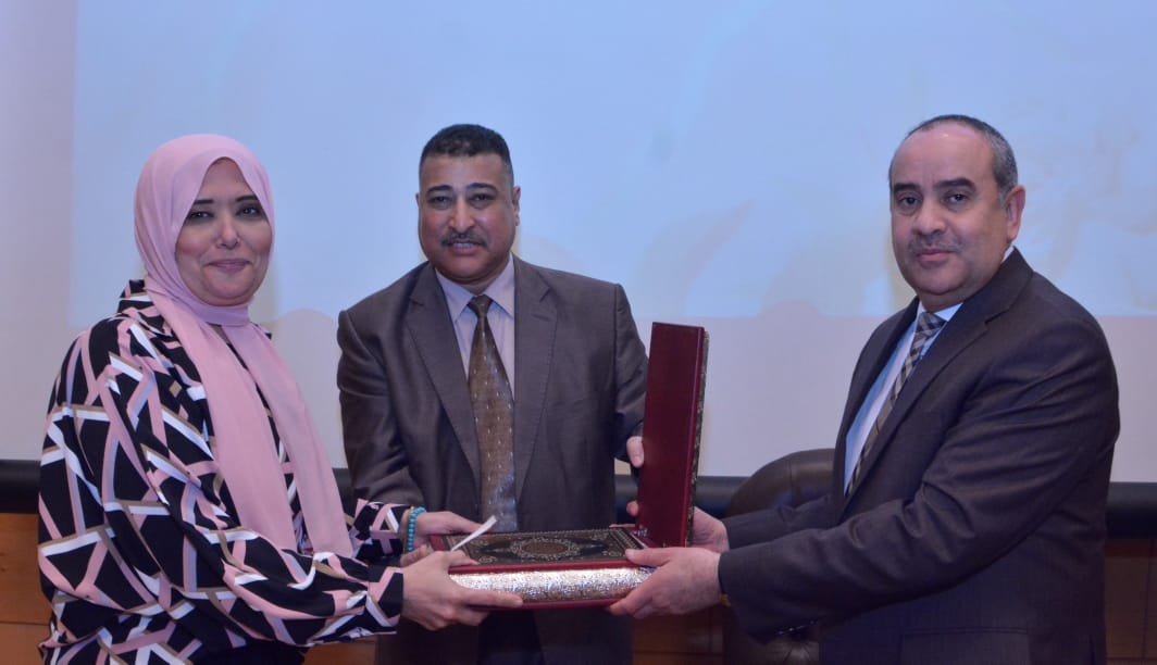 وزير الطيران المدني  وزير الطيران المدني