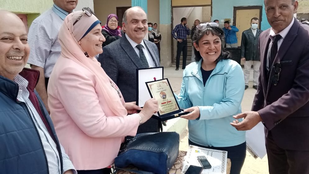 تعليم الفيوم يكرم المتفوقين