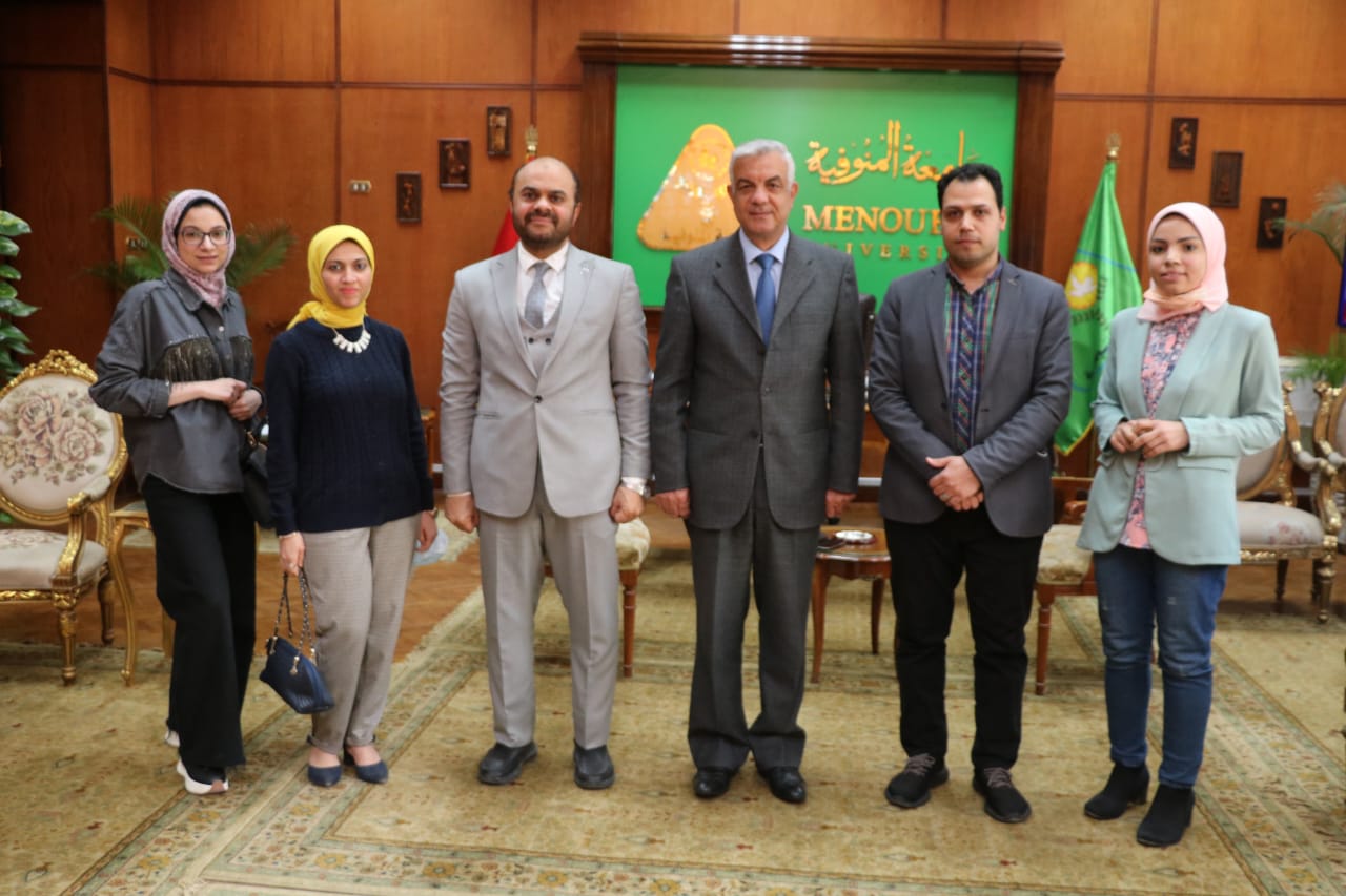 فريق كلية الصيدلة