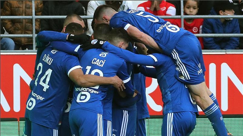 من لقاء اليوم