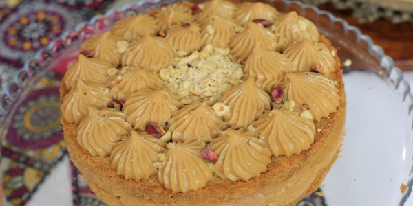 طريقة عمل الكنافة بكريمة البسكوت