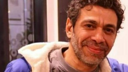 الكاتب والروائي طارق إمام 