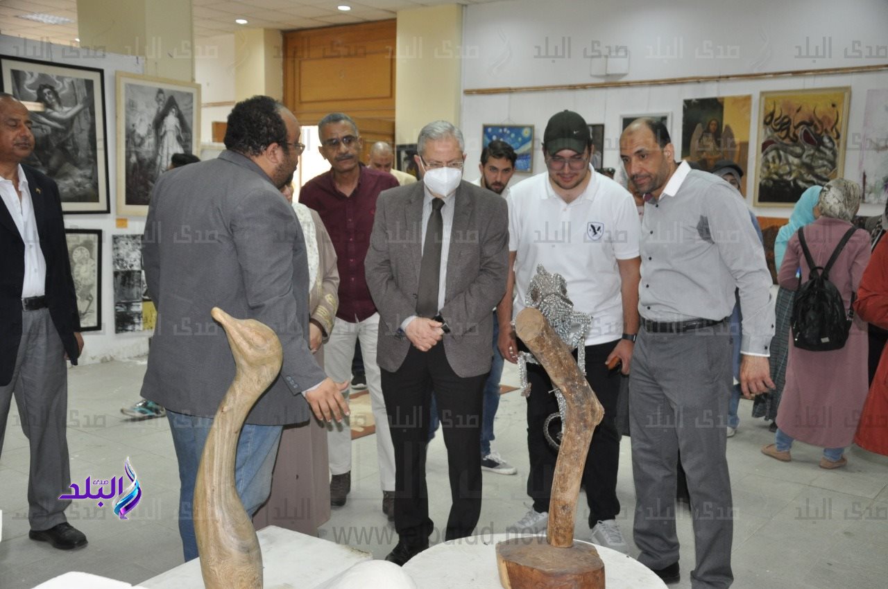 المعرض العام للفنون التشكيلية والأسرية بجامعة حلوان