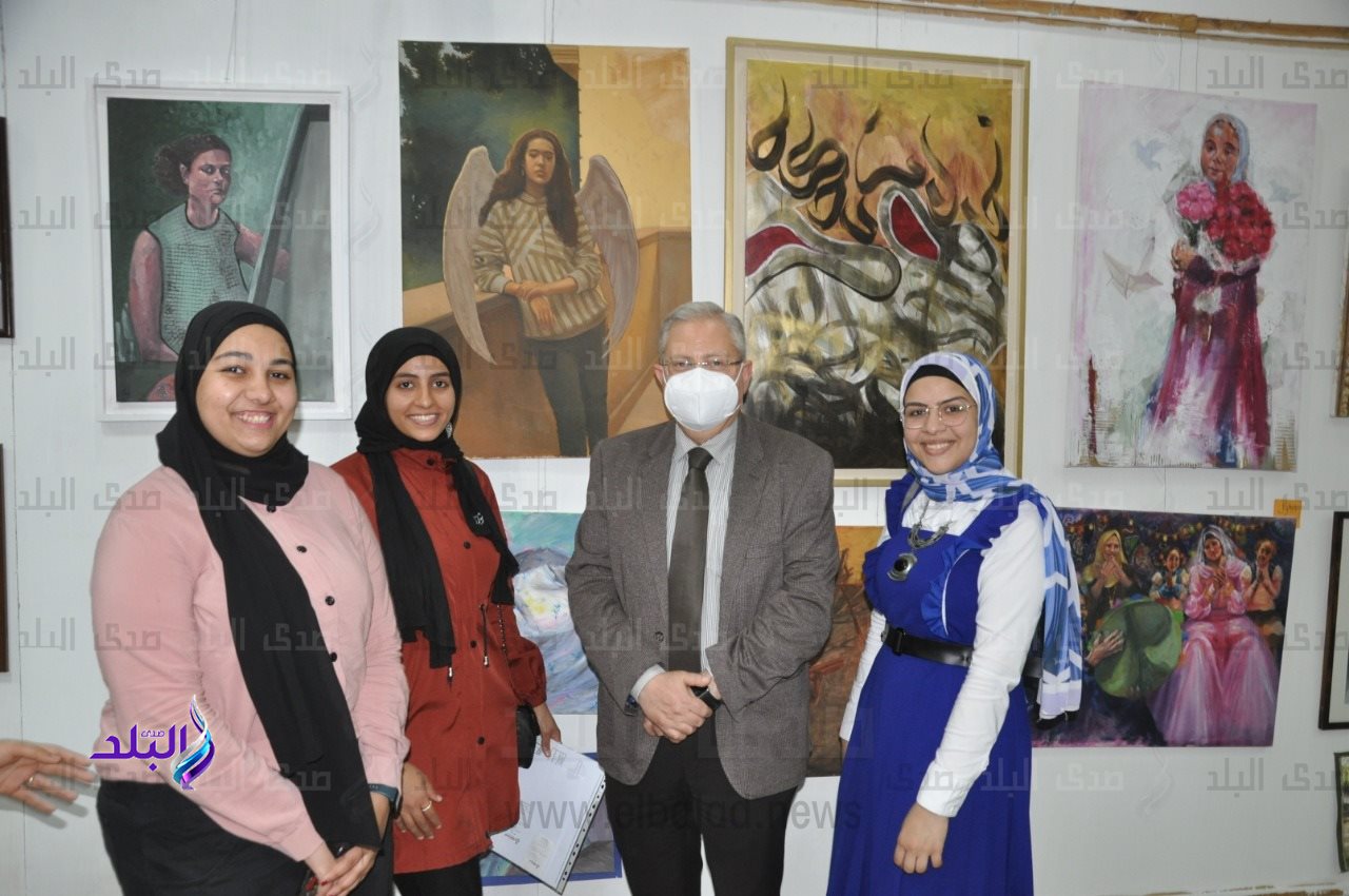 المعرض العام للفنون التشكيلية والأسرية بجامعة حلوان