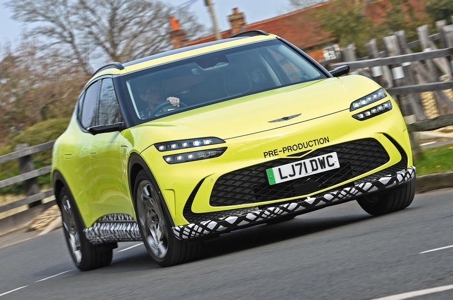 ظهور Genesis GV60 لأول مرة في أوروبا في Salon Privé