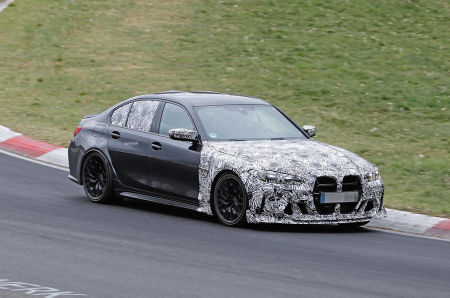  لقطات تجسسية ترصد سيارة BMW M3 CSL موديل 2023 