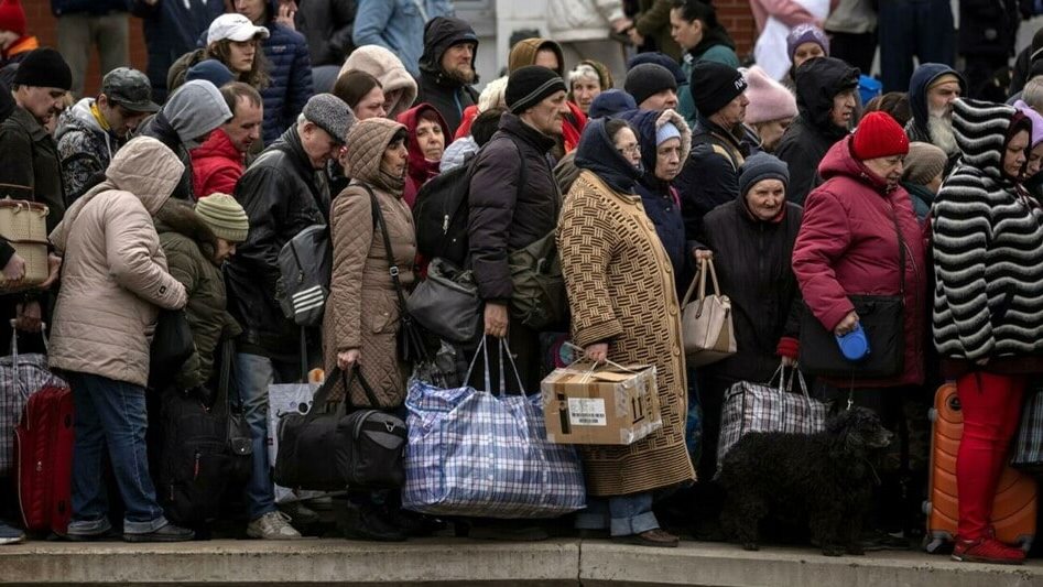 لوجانسك الأوكرانية تطلب مزيدًا من عمليات الإجلاء 