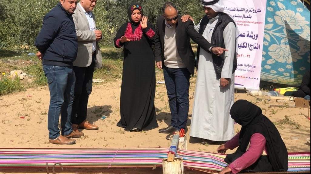 تدريب السيدات علي الأعمال التراثية بسيناء