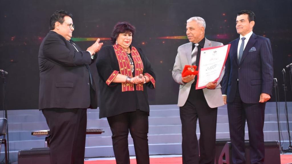 وزيرة الثقافة