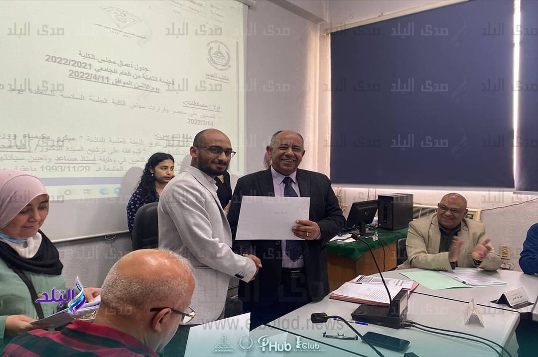 تكريم المبتكرين بزراعة عين شمس 