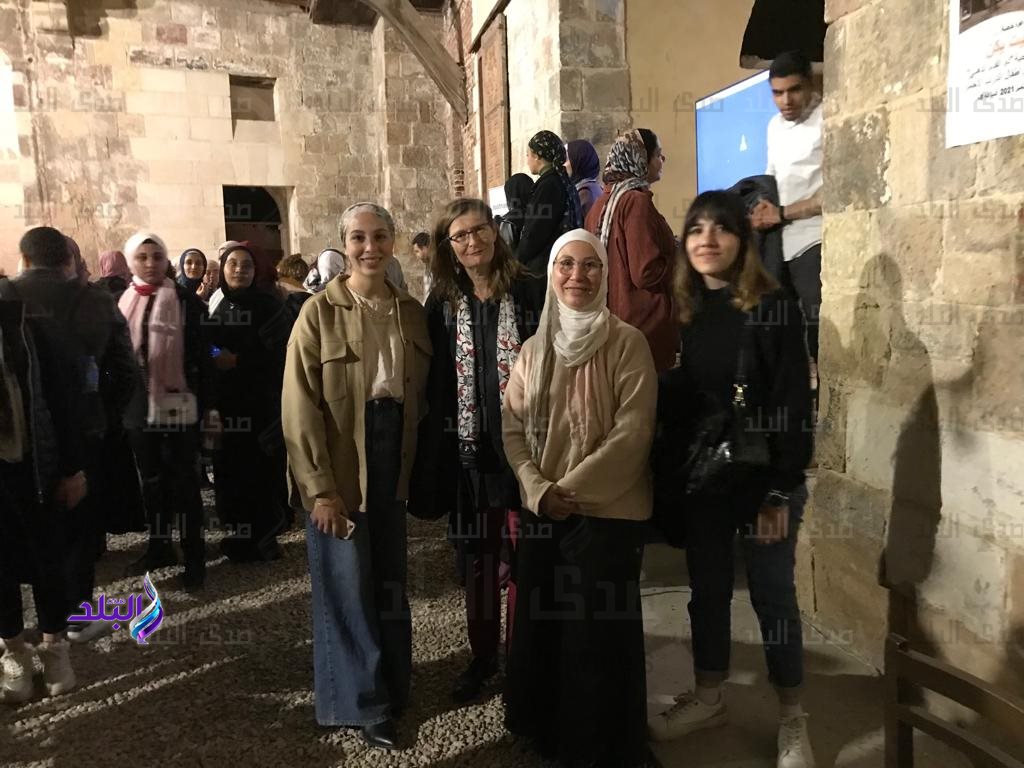 طلاب قسم الجرافيك شعبة الرسوم المتحركة بالفنون الجميلة جامعة حلوان