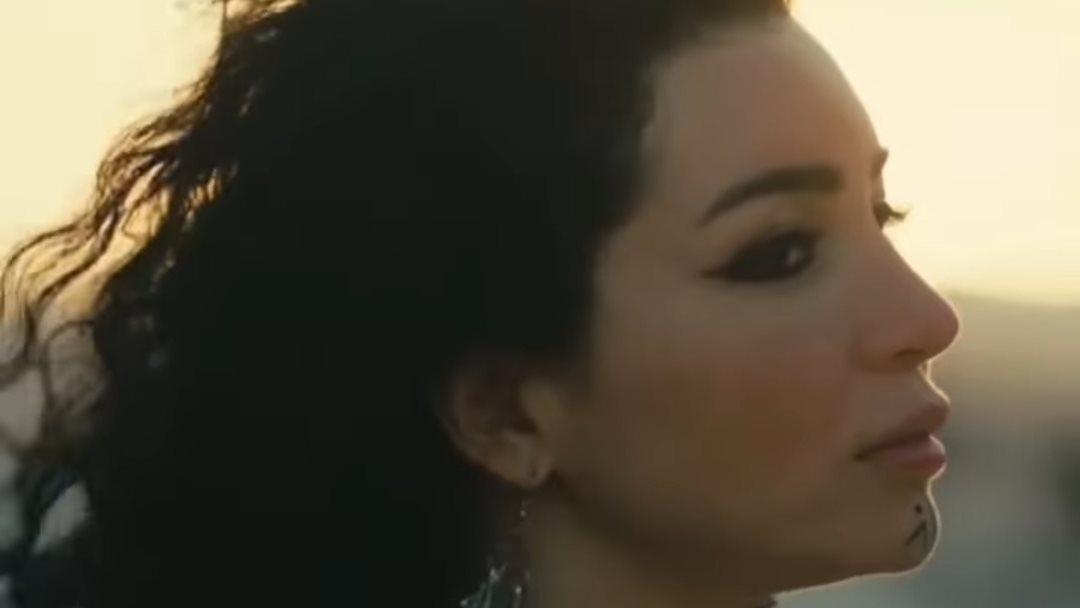 مي عز الدين 