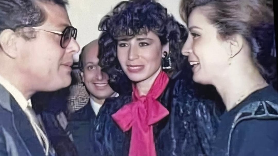 محمود عبد العزيز ونجلاء فتحى وايناس الدغيدي