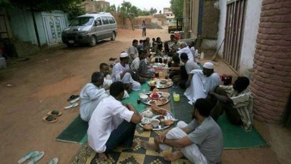 الإفطار الجماعى بقرى أسوان