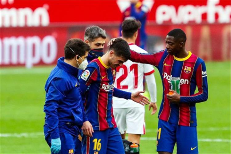إصابة بيدري في مباراة برشلونة وفرانكفورت