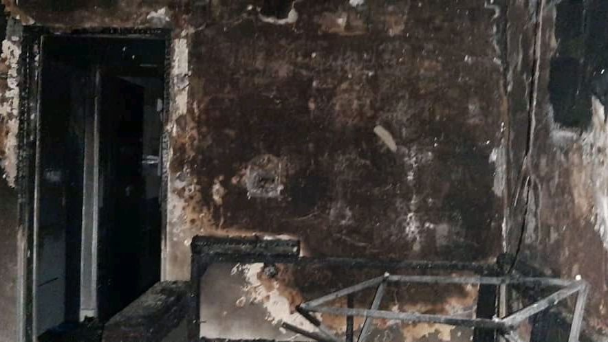 شاهد ..اندلاع حريق هائل بشقة عروسين بطنطا إثر ماس كهربائي