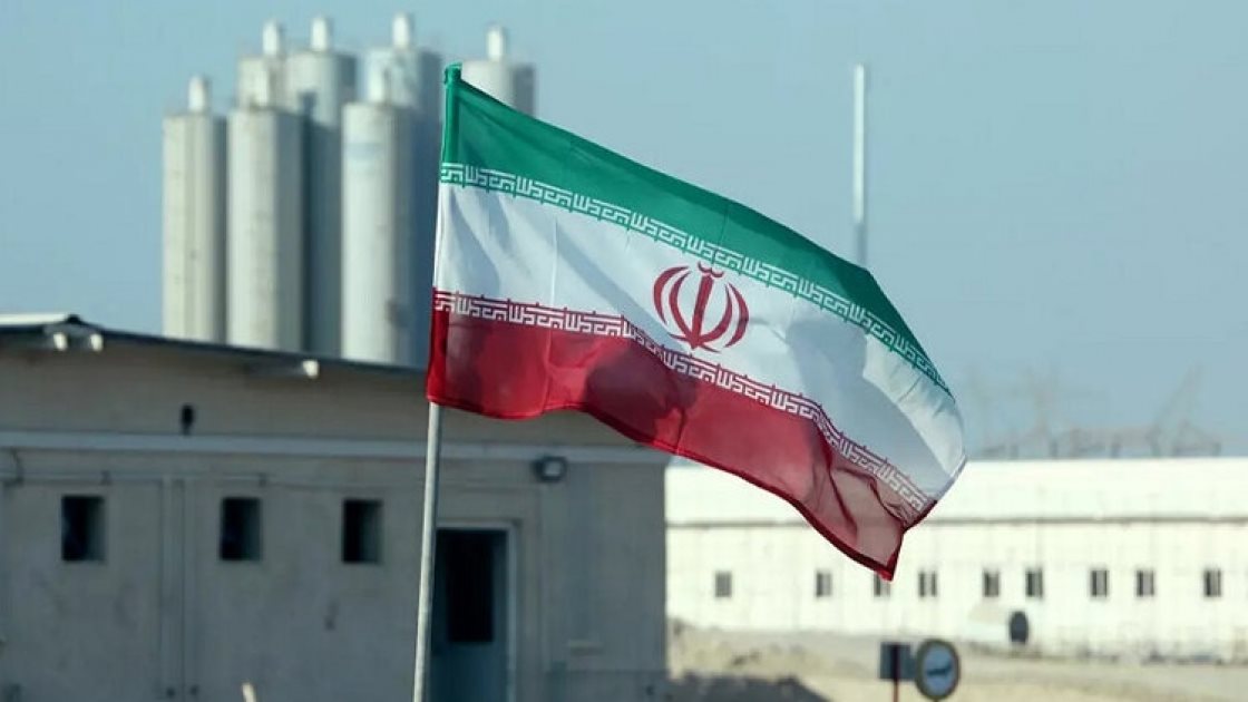 إيران تنقل منشأة لصنع أجهزة الطرد المركزي إلى موقع تحت الأرض إيران تنقل منشأة لصنع أجهزة الطرد المركزي إلى موقع تحت الأرض
