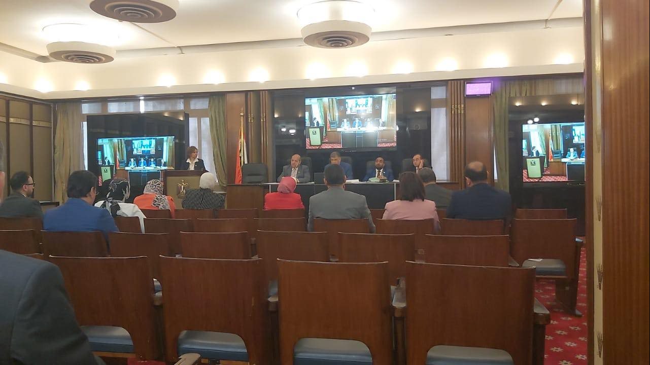 اجتماع لجنة الصحة بالبرلمان