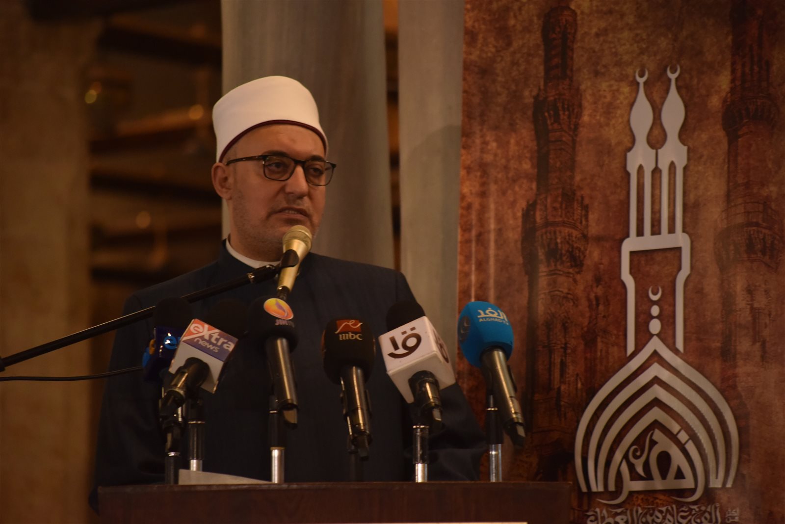 الأمين العام لمجمع البحوث الإسلامية 