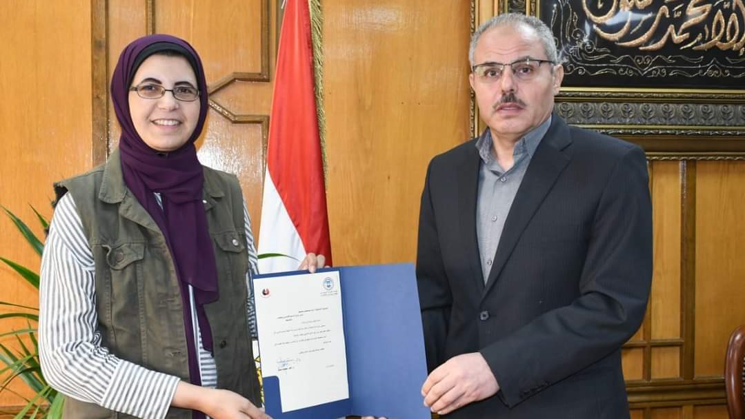 رئيس جامعة قناة السويس 