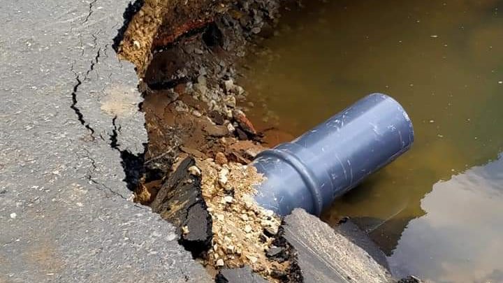 هبوط ارضي بمنطقة أبو عطوة 