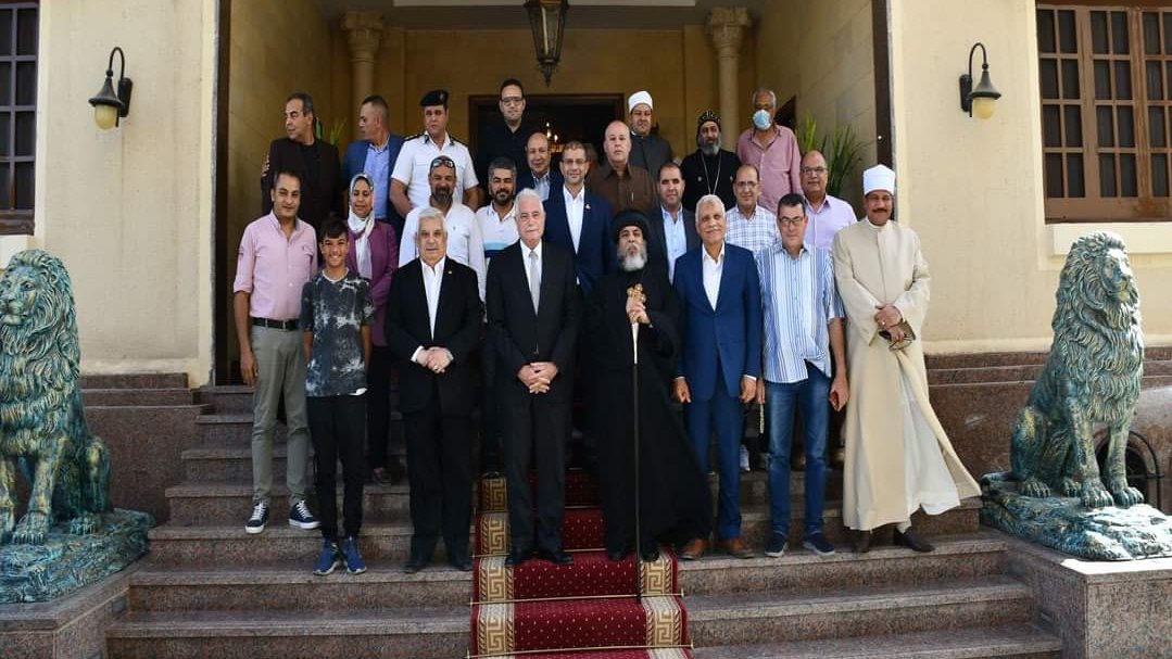 فودة يهنئ الأقباط  فودة يهنئ الأقباط