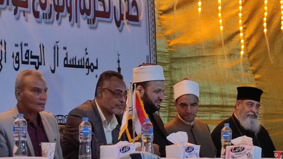 راعى الاقباط الكاثوليك يشارك فى تكريم الفائزين