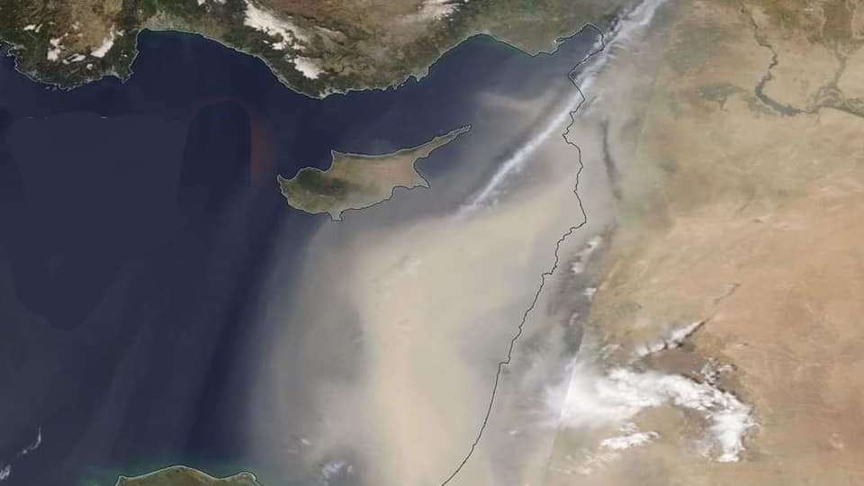 عاصفة ترابية - صور الأقمار الصناعية