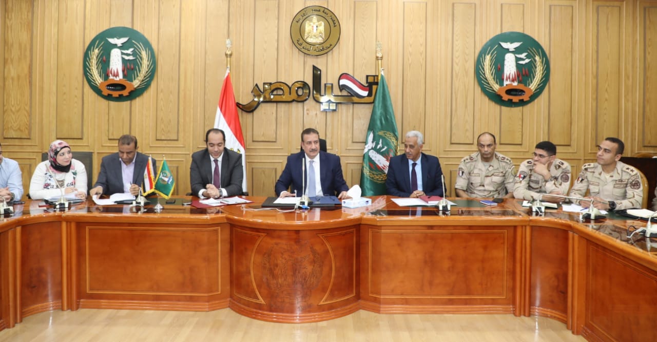  محافظ المنوفية يتابع تنفيذ مشروعات حياة كريمة
