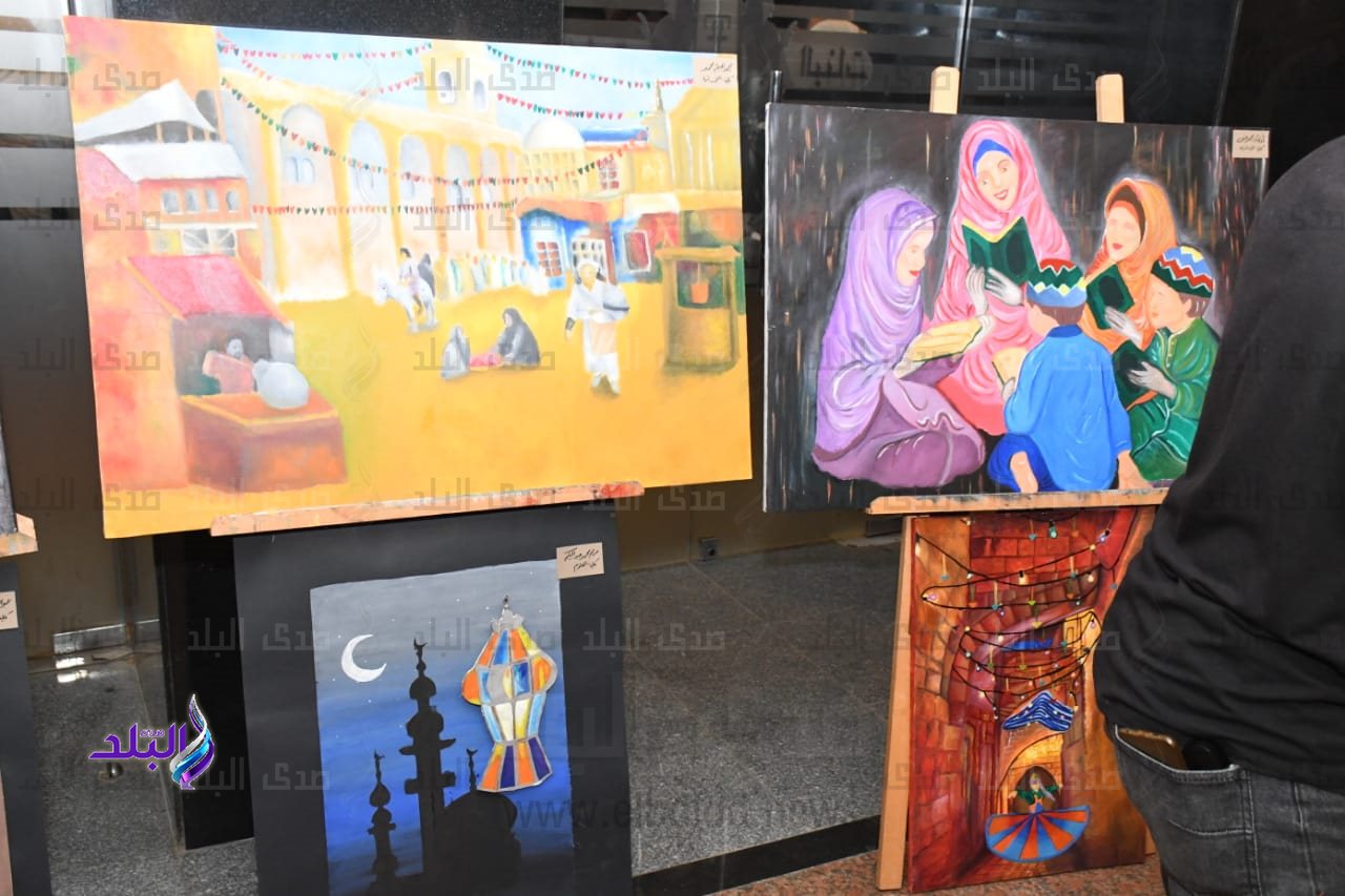 معرض الفنون التشكيلية ببنات عين شمس
