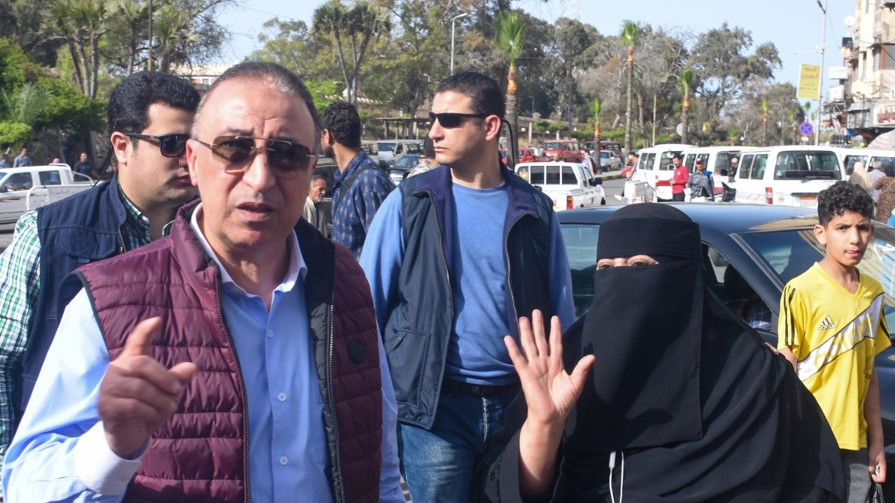 محافظ الإسكندرية اللواء محمد الشريف في جولة بالمندرة