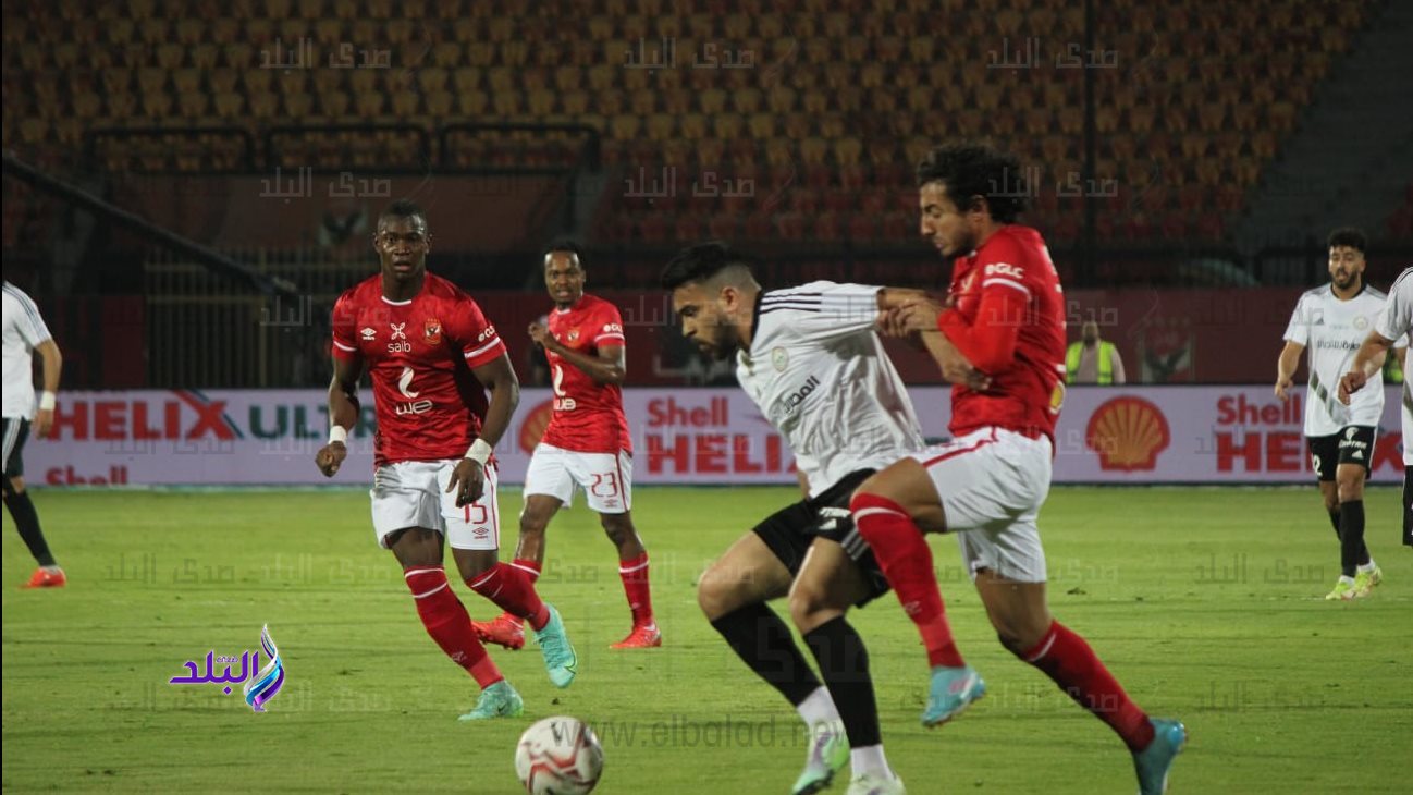 لقاء سابق بين الأهلي وطلائع الجيش