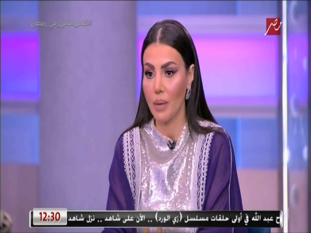 الفنانة دينا فؤاد