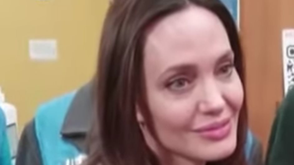 انجلينا جولي