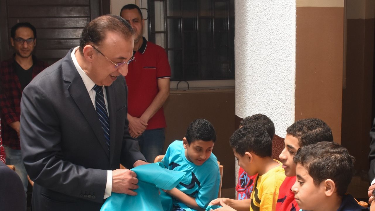 محافظ الإسكندرية اللواء محمد الشريف