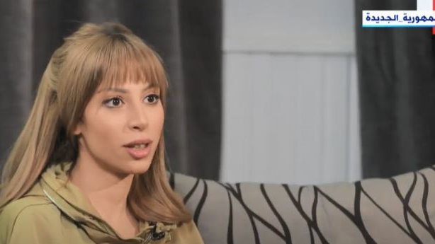  الفنانة سمية الألفى