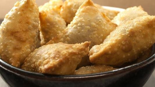 طريقة عمل عجينة السمبوسك
