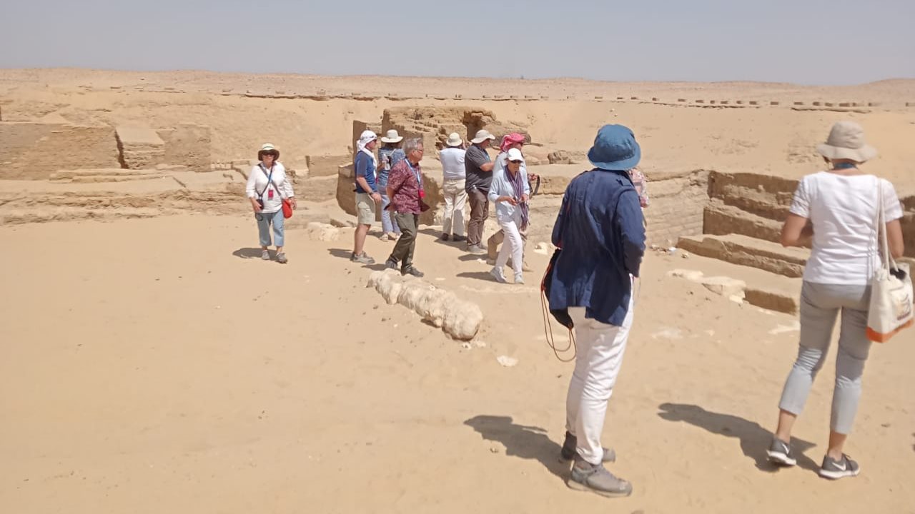 الوفد الفرنسى اثناء الزيارة