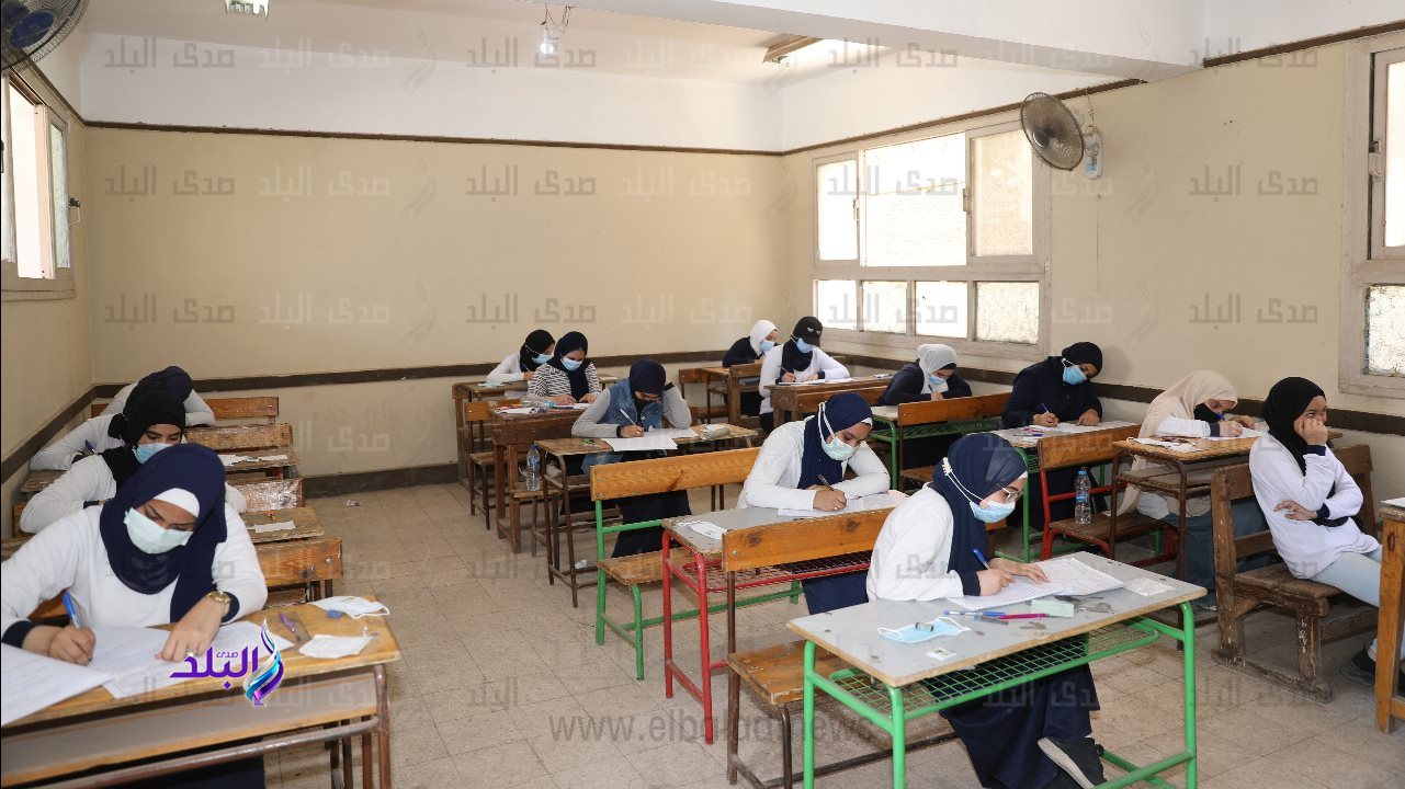 امتحانات الفصل الدراسي الثاني