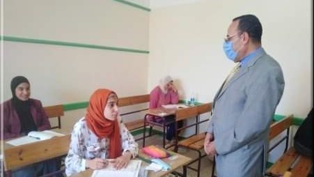 متابعة امتحانات صفوف النقل في شمال سيناء 