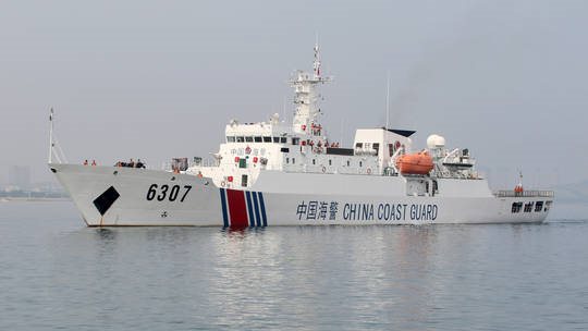 خفر السواحل الصيني يدخل المياه الإقليمية لليابان