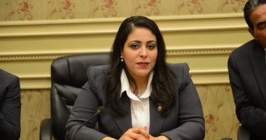 النائبة مرثا محروس وكيل لجنة الاتصالات بالبرلمان 
