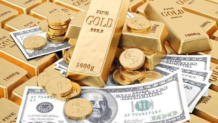 الدولار يستأنف مسيرة الصعود مقتربا من أعلى مستوى من عقدين