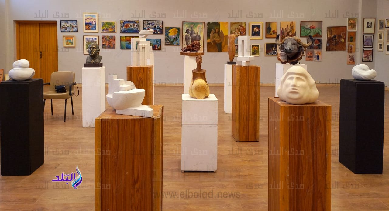 افتتاح معرض لبيع أعمال الطلاب بكلية الفنون الجميلة جامعة حلوان